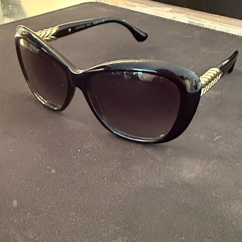 David Yurman Black Sunglasses - Picture 3 of 9